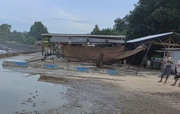 Gelombang Tinggi Air Laut Rusak Fasilitas Usaha dan Perahu Nelayan di Kaur